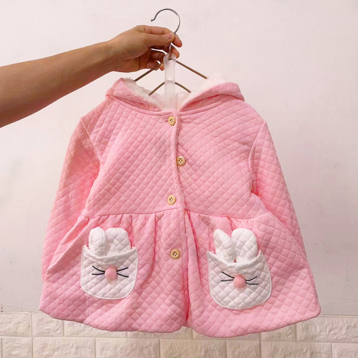 Girls hooded coat 2024 new fleece-lined autumn and winter children's clothing children's baby 1 year old 2 children cartoon rabbit tide