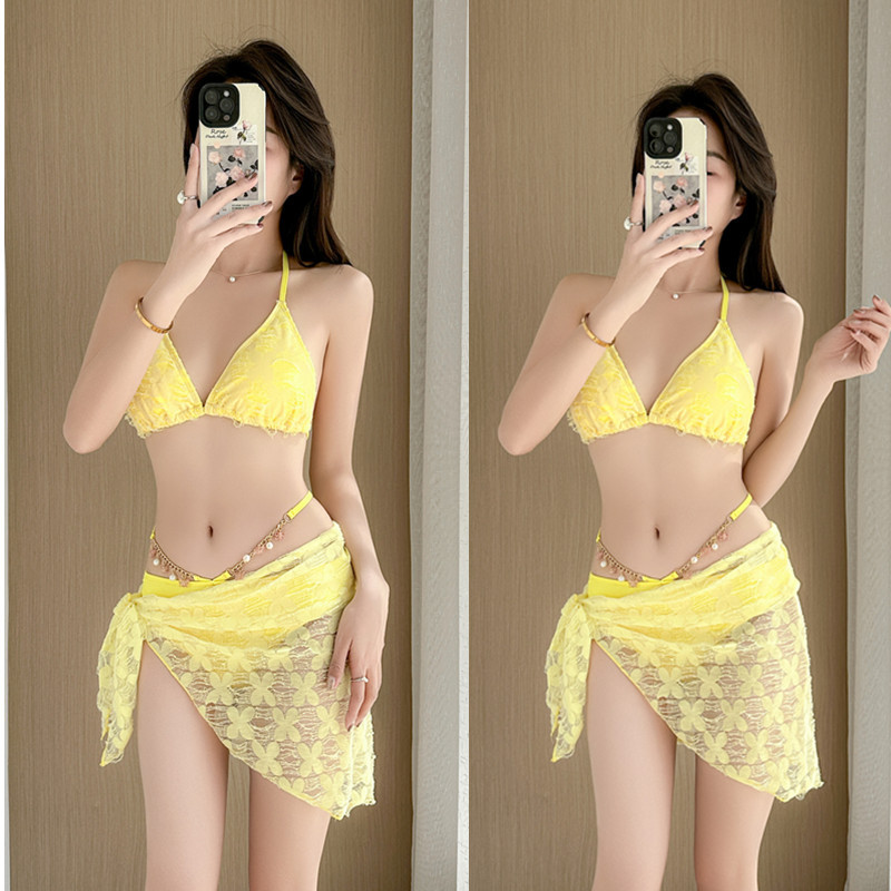 Swimsuit Women's 2025 Bikini Bikini Split Three-piece Set Sweet Sexy Small Chest Fairy Pure Slimming Swimsuit