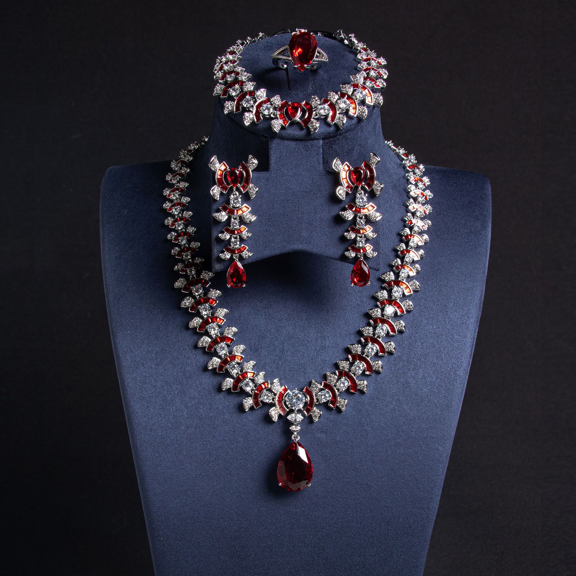 Picture of European and American Cross-border High-set Jewelry Necklace Earrings Ring Bracelet Four-piece Banquet Luxury All-match Jewelry for Women
