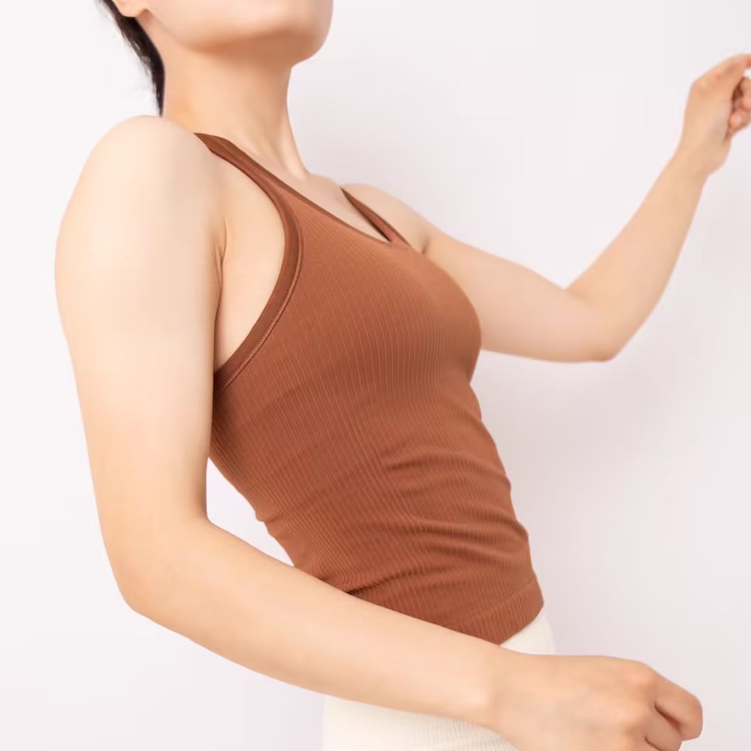 Picture of Short Sports Bra Fitness Shockproof High-Intensity Summer Yoga Tops Women's Beautiful Back Quick-Drying Vest Yoga Clothes Wholesale