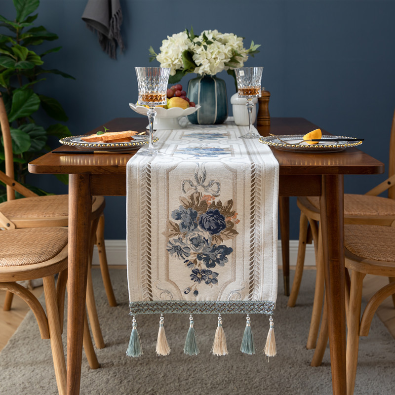 High-End European Flower Table Runner Chenille Tassel Home Tablecloth Polyester Tablecloth Table Runner