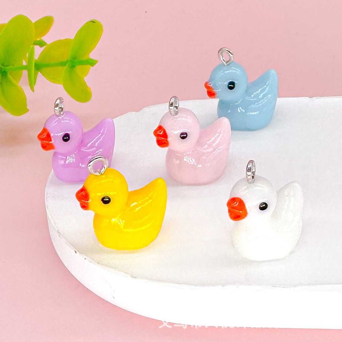 Cartoon three-dimensional cute little duck key chain pendant handmade diy creative headdress pendant jewelry stationery accessories