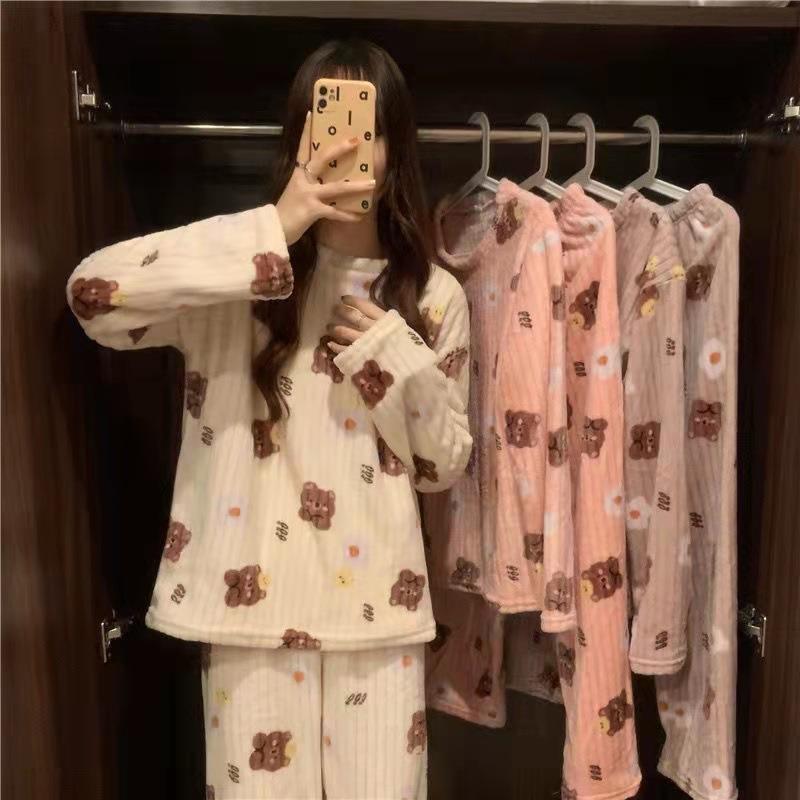 Autumn and Winter Bear Printed Coral Fleece Pajamas suit Women's Loose Warm Home Wear Long-sleeved Two-piece Set