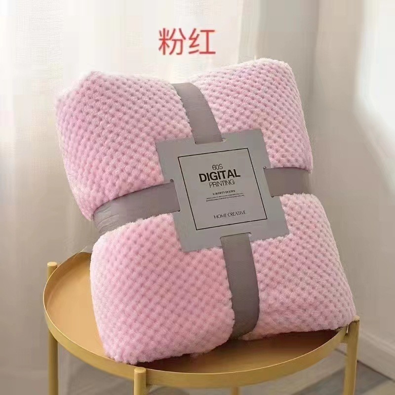 Picture of Pineapple Plaid Blanket Flannel Blanket Office Nap Blanket Air Conditioning Blanket Coral Velvet Thickened Velvet Blanket Wholesale