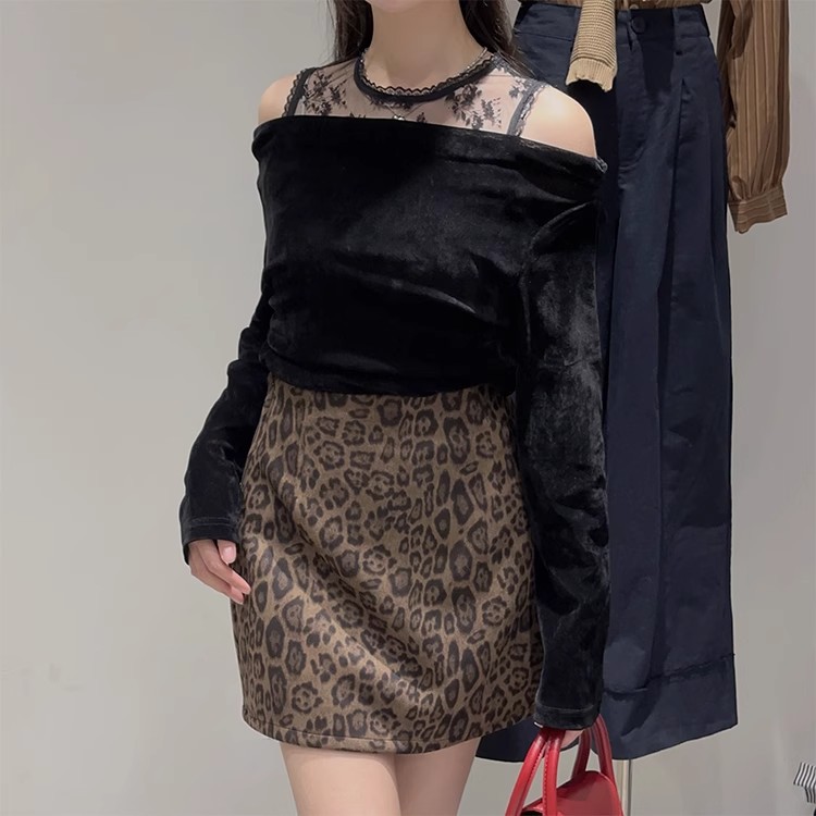 Vintage Leopard Print Skirt Women's Autumn 2024 New High Waist Slimming Sweet and Spicy A- word Anti-walking Sheath Short Skirt