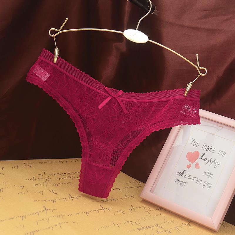 Picture of Foreign Trade European and American Sexy Lace Jacquard G-string Women's Underwear Pure Cotton Bottom Crotch Seamless Hip-lifting Underwear Women's 669