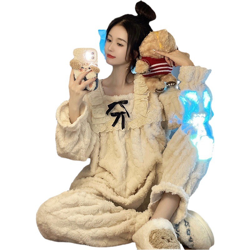 Autumn and Winter Coral Velvet Pajamas for Women, New Style, Warm, Thickeneded and Velvet-Lined, Flannel Home Clothes, Pullover, Can Be Worn Outside, Suit