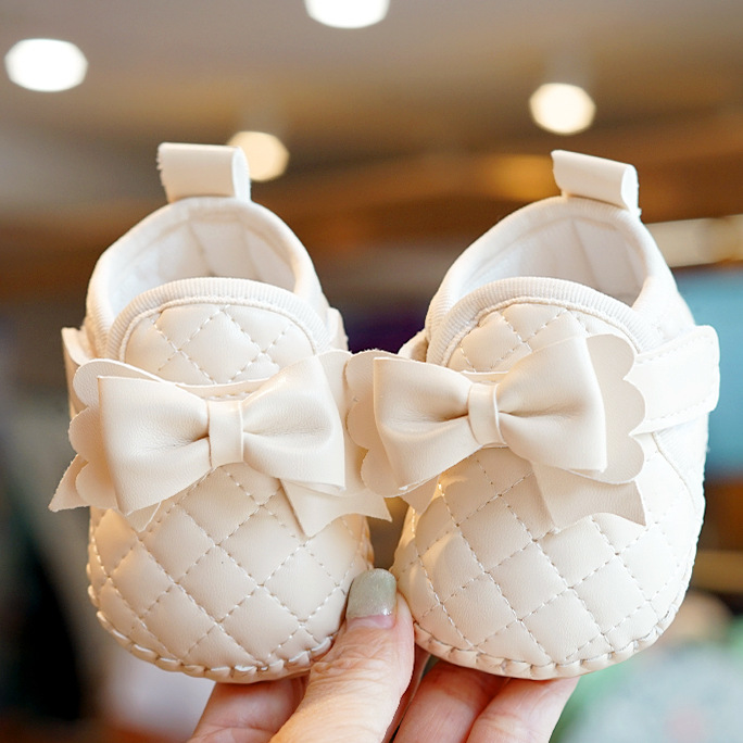 Baby Shoes Spring and Autumn Female Baby Princess Warm 0-15 Months Toddler Shoes Soft Sole Non-slip Outer Wear Prevent