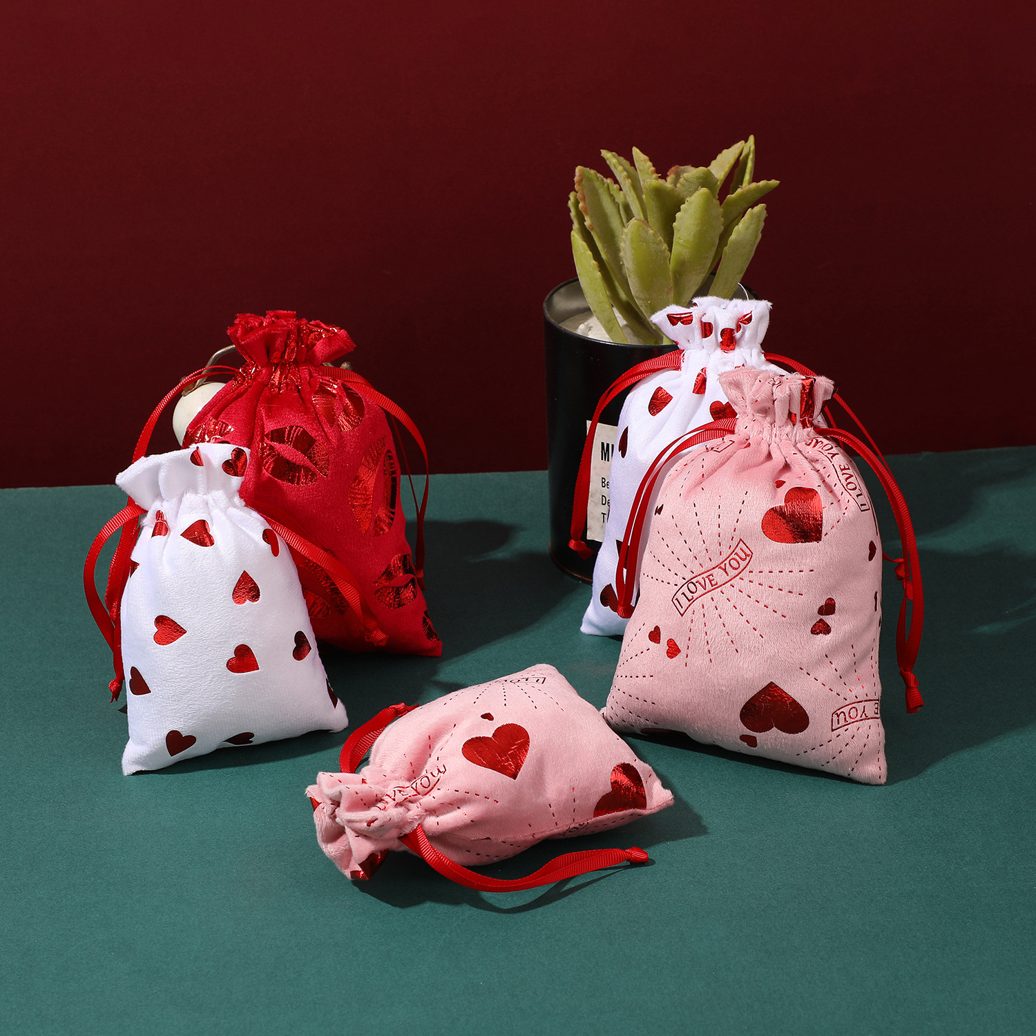New Valentine's Day Lisi Velvet Bag Wedding Candy Gift Bag Love Jewelry Packaging Bag