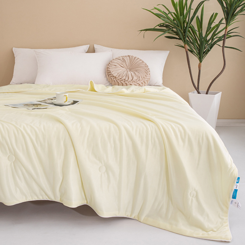 Picture of Summer quilt class a maternal and infant grade cool silk summer cool quilt watermelon quilt solid color air conditioning quilt washable summer ice silk thin quilt