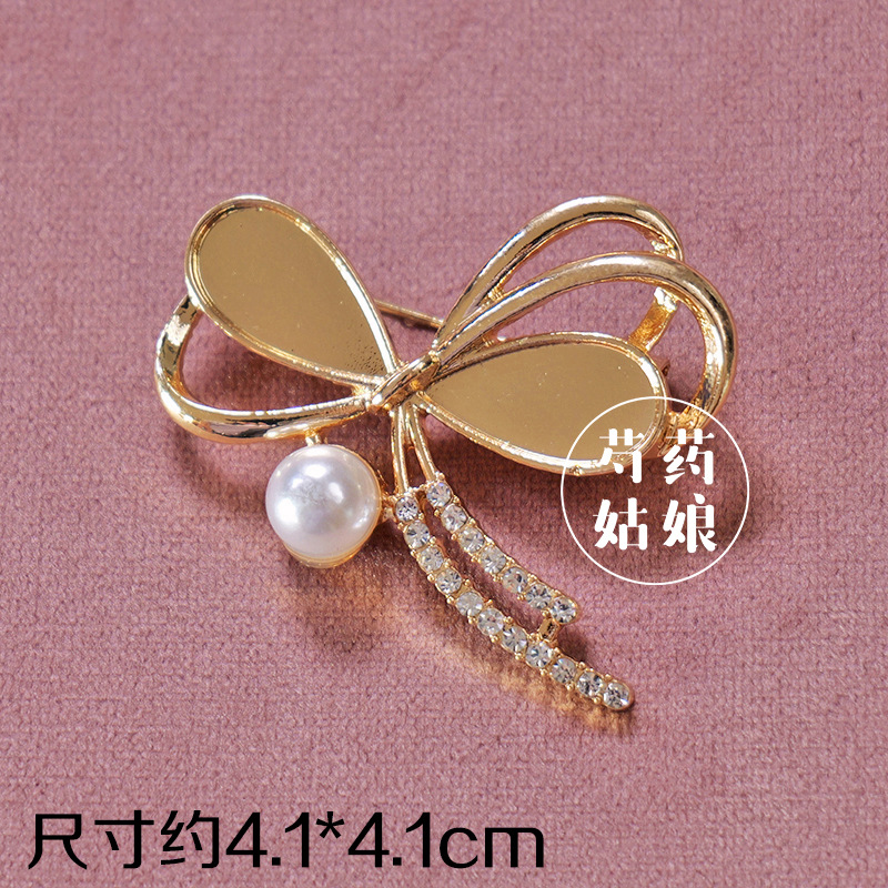 Picture of New Product Mother-Of-Pearl Brooch Jewelry/Intangible Cultural Heritage National Style Dot Green Base Embryo/National Style Holiday Event Handmade DIY Materials