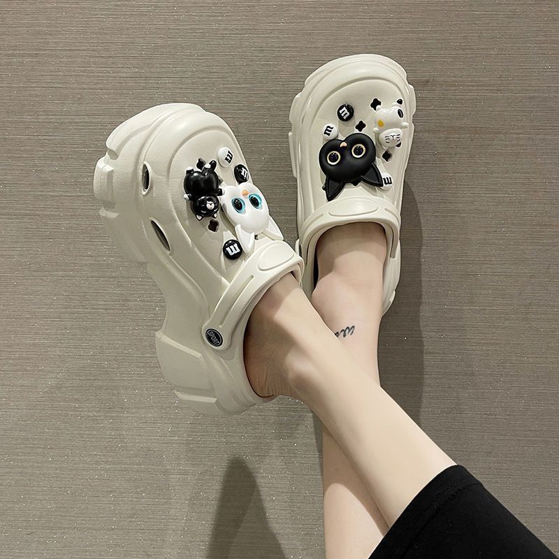 Girl's Heart Cartoon Cute DIY Hole Shoes 2024 New Non-slip Sandals and Slippers Women's Summer Outfit Beach Lucid Cat