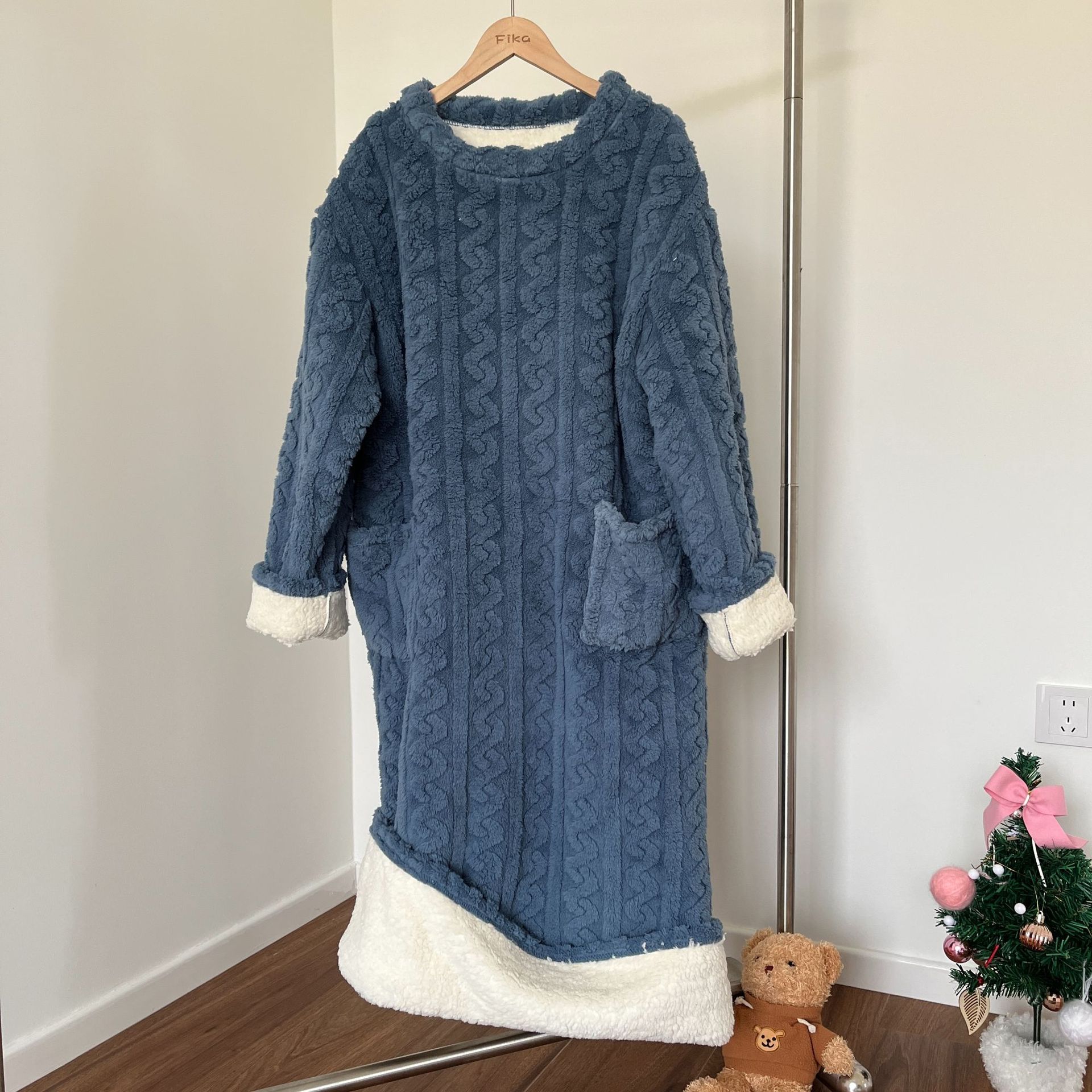 Picture of [Original Real shot] walking quilt coral velvet jacquard nightgown winter pajamas warm homewear nightdress