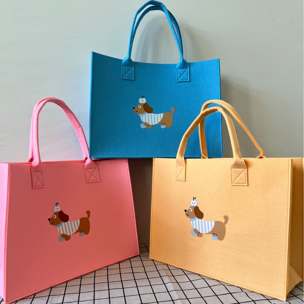 New Puppy Felt Bag Large Capacity Portable Tote Bag Thickened Shoulder Bag Gift Bag Fashionable All-match Simple