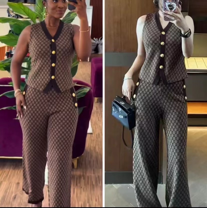 Tweed Style Jacquard Women's Sleeveless Knitted Waistcoat Vest Metal Buckle Wide-Leg Pants Suit Celebrity Retro Style