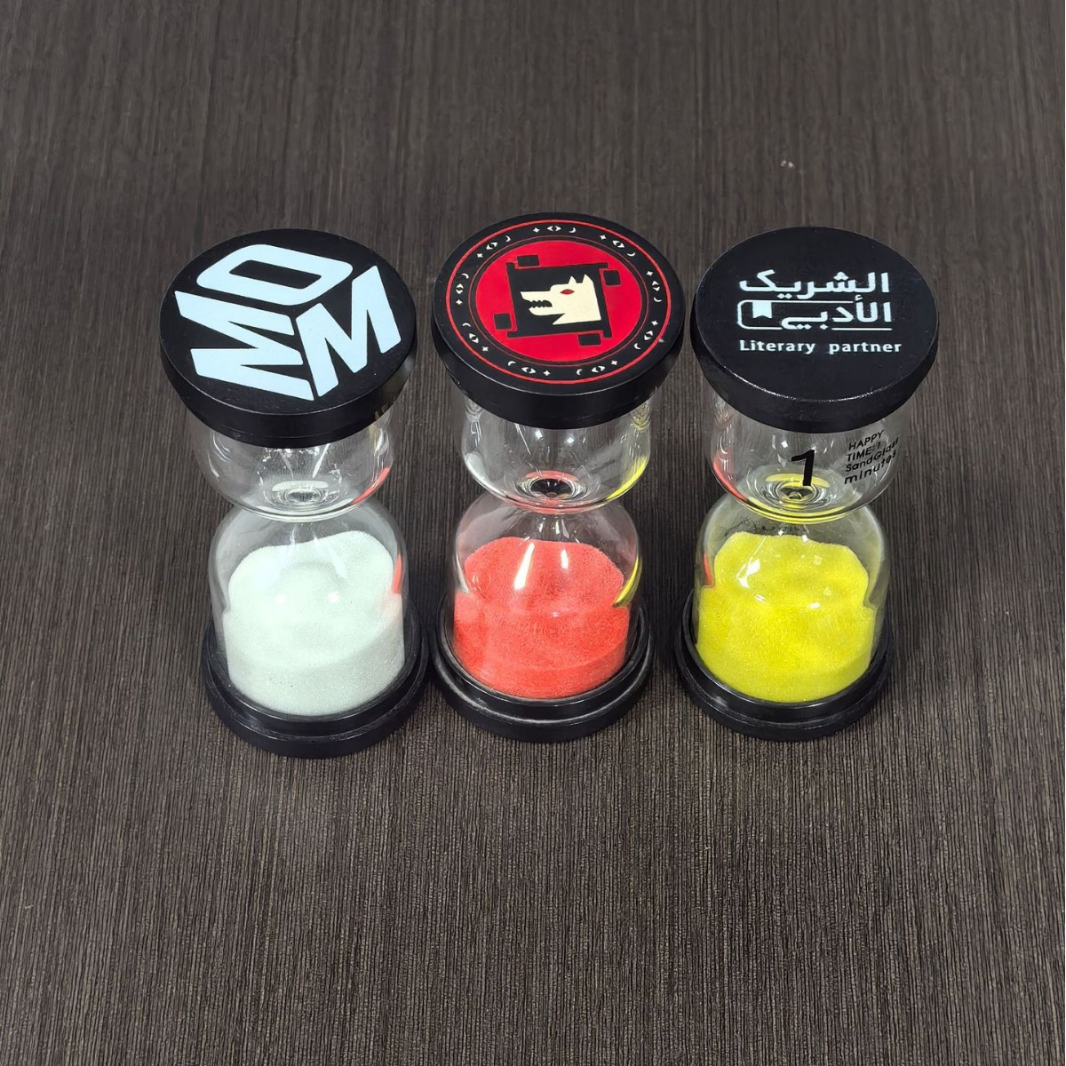 Picture of Black Hourglass Wholesale 30-minute Timer Creative Gift Sleeping Funnel Toy Ornaments Decorative Hourglass