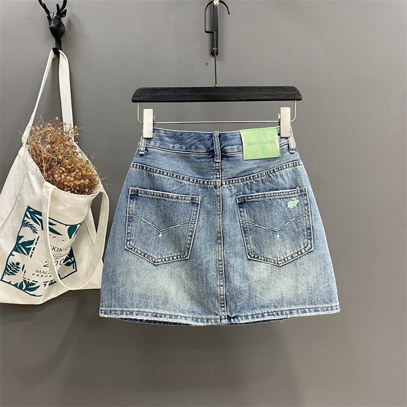 Light Color Wash Water Embroidered Denim Skirt Summer All-match Design Sense Overskirt Small Anti-glare A- line Short Skirt