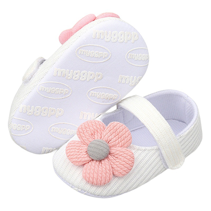 Wholesale Spring & Fall Small Flower Woolen Shoes 0-1 Year Old Baby Shoes Soft Sole Anti-Falling Male and Female Baby Princess Shoes