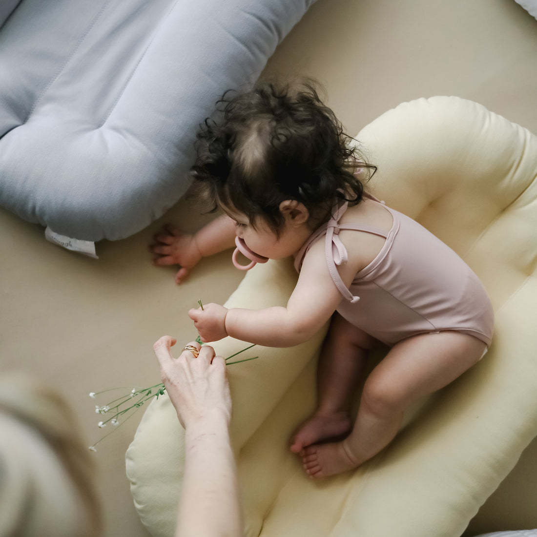 Cross-border Infant Nest Newborn Cotton Breathable Bionic Infant Bed Bed Wrap Anti-startle Baby Bed Lounger