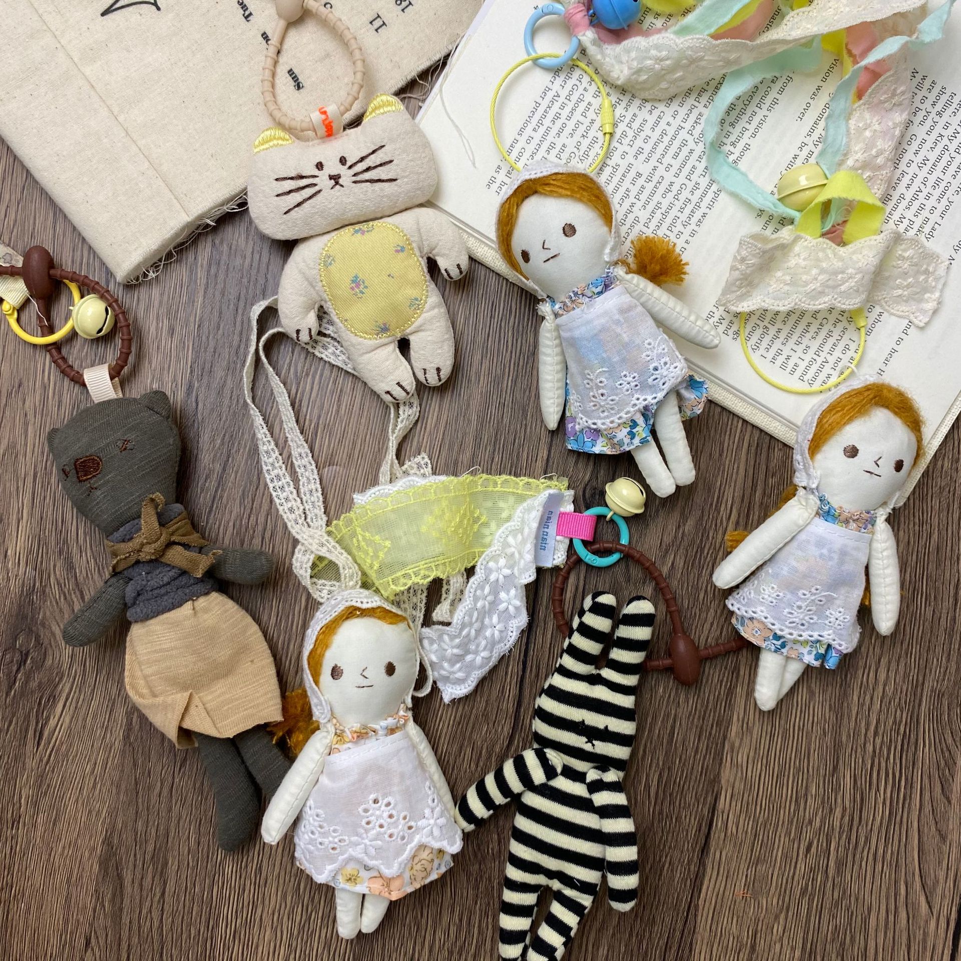 niannian autumn and winter new Korean fabric cotton cartoon bunny cat bag pendant key pendant