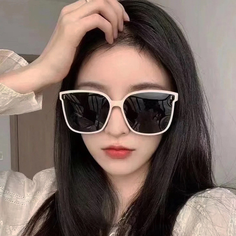 Picture of New GN sunglasses female net red with live hot sunglasses men's fashion UV protection sunglasses wholesale