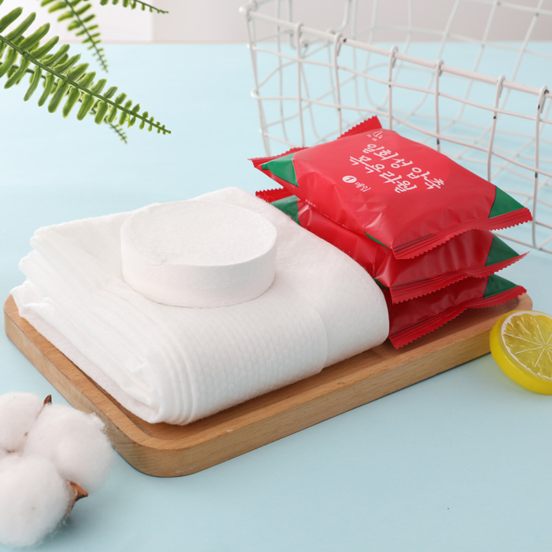 Picture of Disposable Compressed Bath Towel, Extra Large Thickeneded Pure Cotton Absorbent Sterile Individually Packaged Travel Portable Hotel Bath Towel