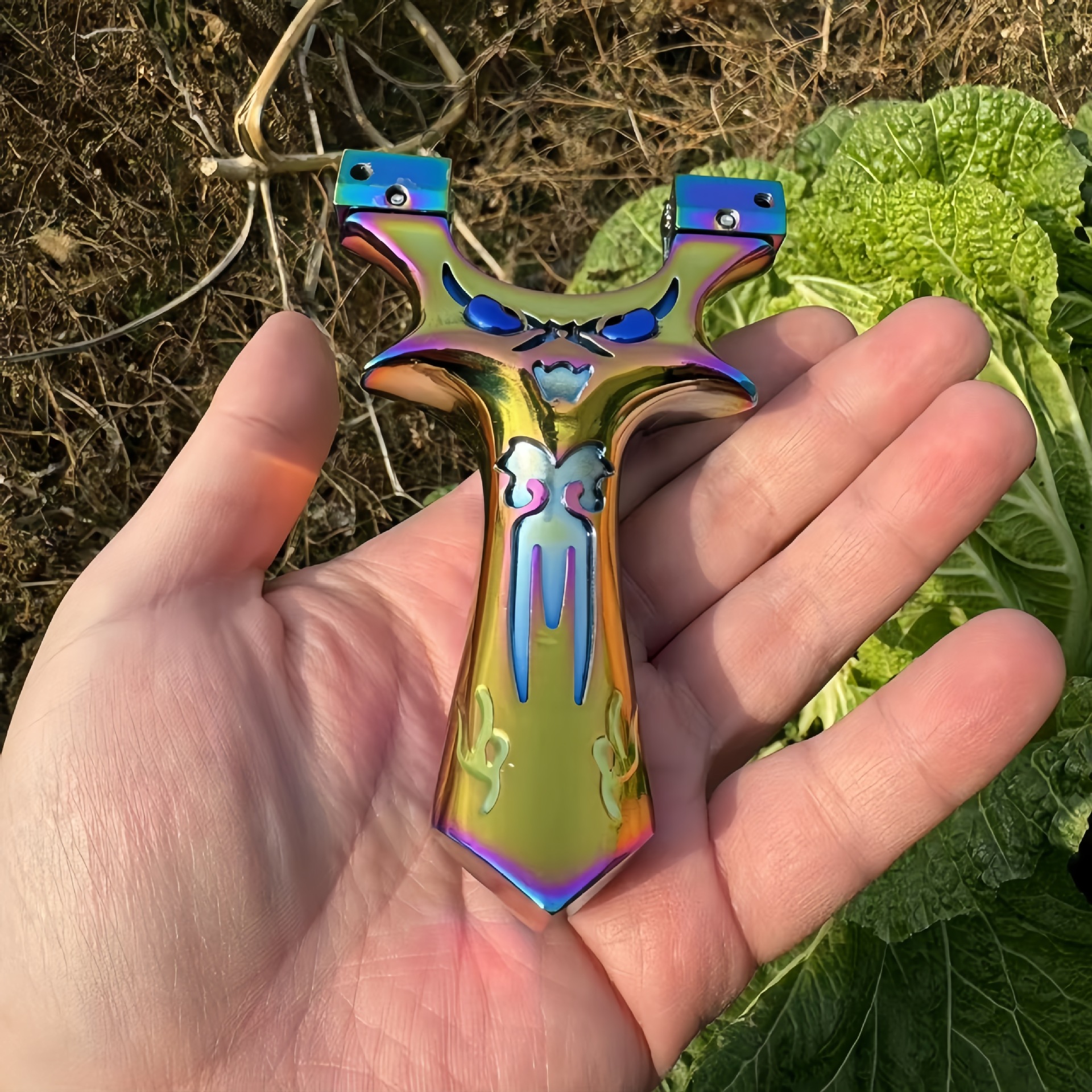 Picture of New colorful demon monster slingshot aluminum alloy stainless steel titanium alloy bomb outdoor high precision special bow