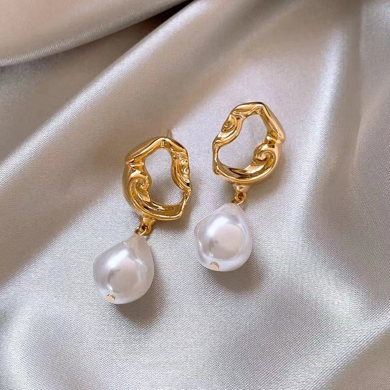 Middle Ancient Hollow Lava Irregular Earrings Light Luxury Distinctive Baroque Pearl Exaggerated Wind Earrings