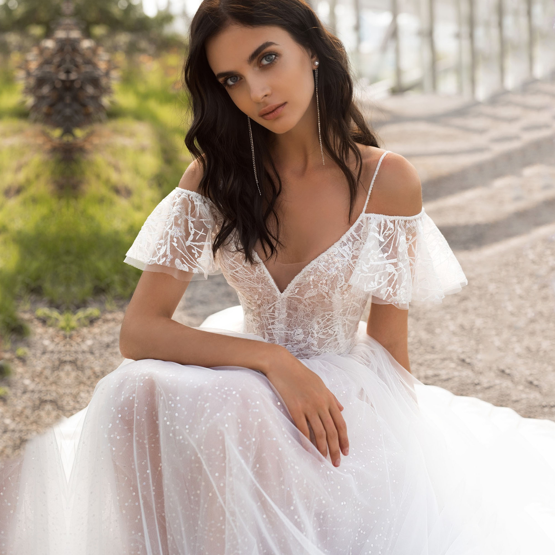 Picture of 2025 Spring New Large Size Wedding Dress Slim Fit Shoulder Floor-Length Fat Man Lace Flower One Shoulder Women