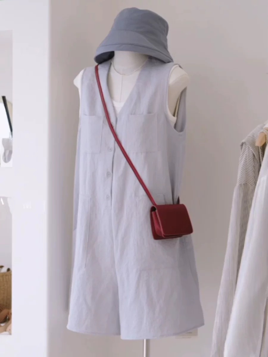 Picture of 2025 Niche Summer New V Neck Pure Color Button Sleeveless Loose Casual Jumpsuit Shorts Women's Thin Trendy Ins Shorts