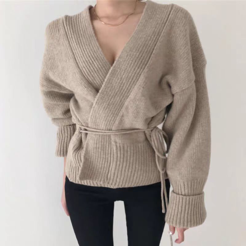 Picture of Autumn and Winter Lazy Wind Net Infrared Wear V-Neck Knitted Cardigan Sweater Short Jacket Design Sense Niche Women's Top