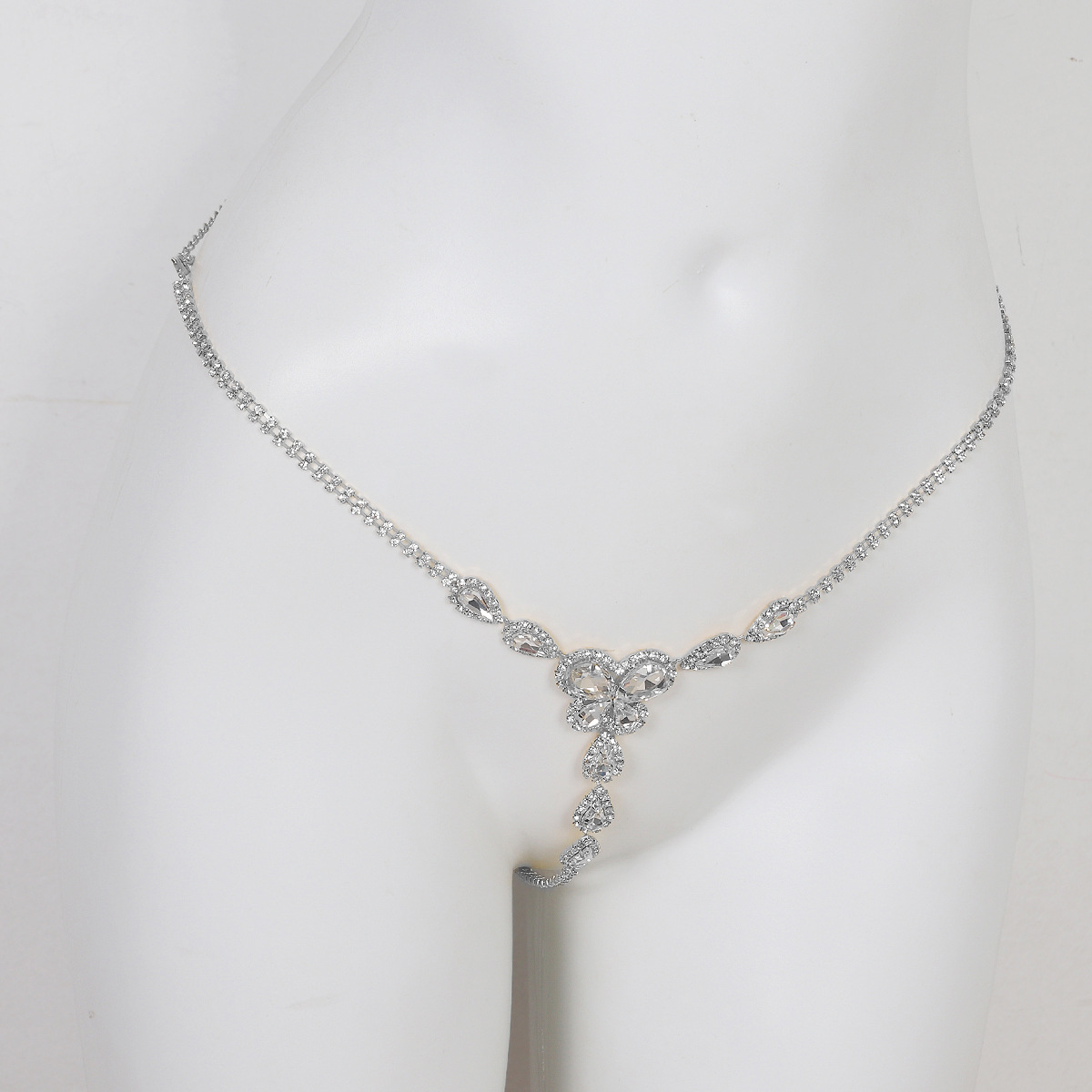 European and American Women's Nightclub Beach Sexy Exaggerated Flash Diamond Bikini G-string Body Chain Accessories underwear