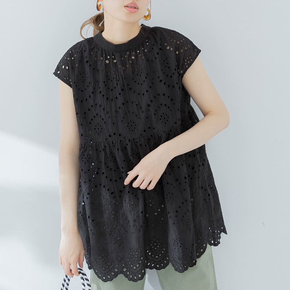 Spot Japanese Style Style 2025 Cross-Border Summer New Style Cut Out Embroidered Shirt Loose Women's Summer Shirt Fashionable and Versatile