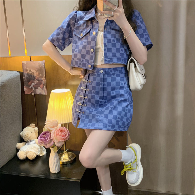 Picture of Tweed Style Suit for Women, Summer Wear, 2025 New Design, Heart-Shaped Plaid Short-Sleeved Jacket, Two-Piece Set