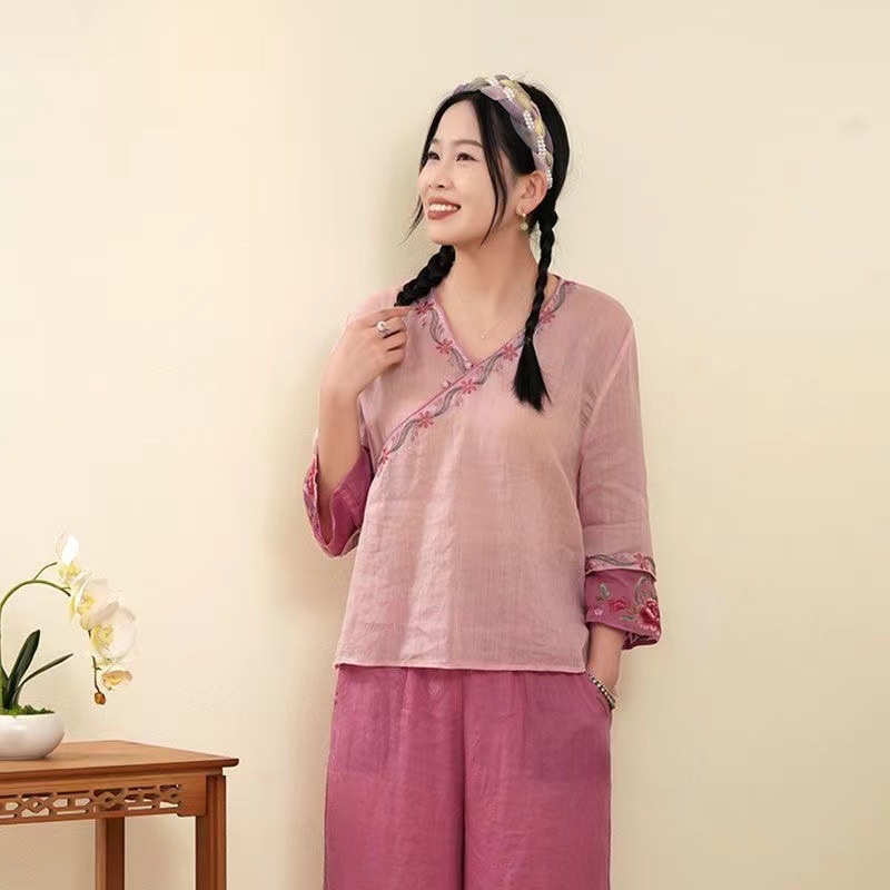 Literature and Art Retro Style 2024 Spring and Autumn New Chinese Cotton and Linen Embroidered Buckle Seven-point Sleeve Slant Placket plus size Slim Shirt
