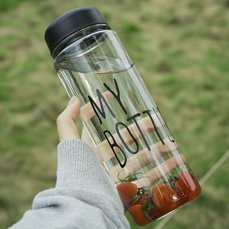 Picture of Large-capacity Plastic Straw Large Water Cup Plastic Wholesale Water Bottle High-looking Big Fat Cup Water Kettle Cute Summer
