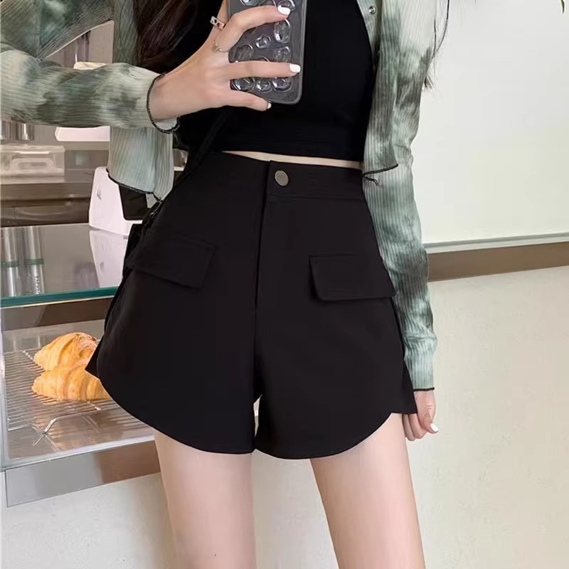 2025 Summer New Style Small Hot Pants High Waist Loose A- line Wide Leg Pants plus size Casual All-match Black Shorts