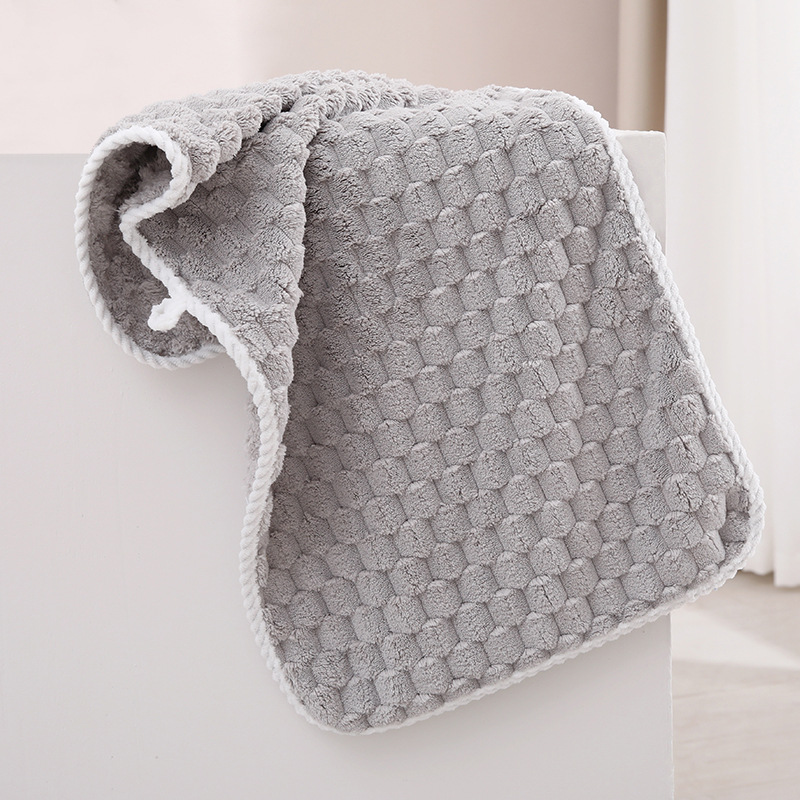 Picture of New Coral Velvet Cloud Plaid Towel, Water-Absorbent, Quick-Drying Candy Corduroy, Non-Shedding, Soft Edge-Wrapped Bath Towel