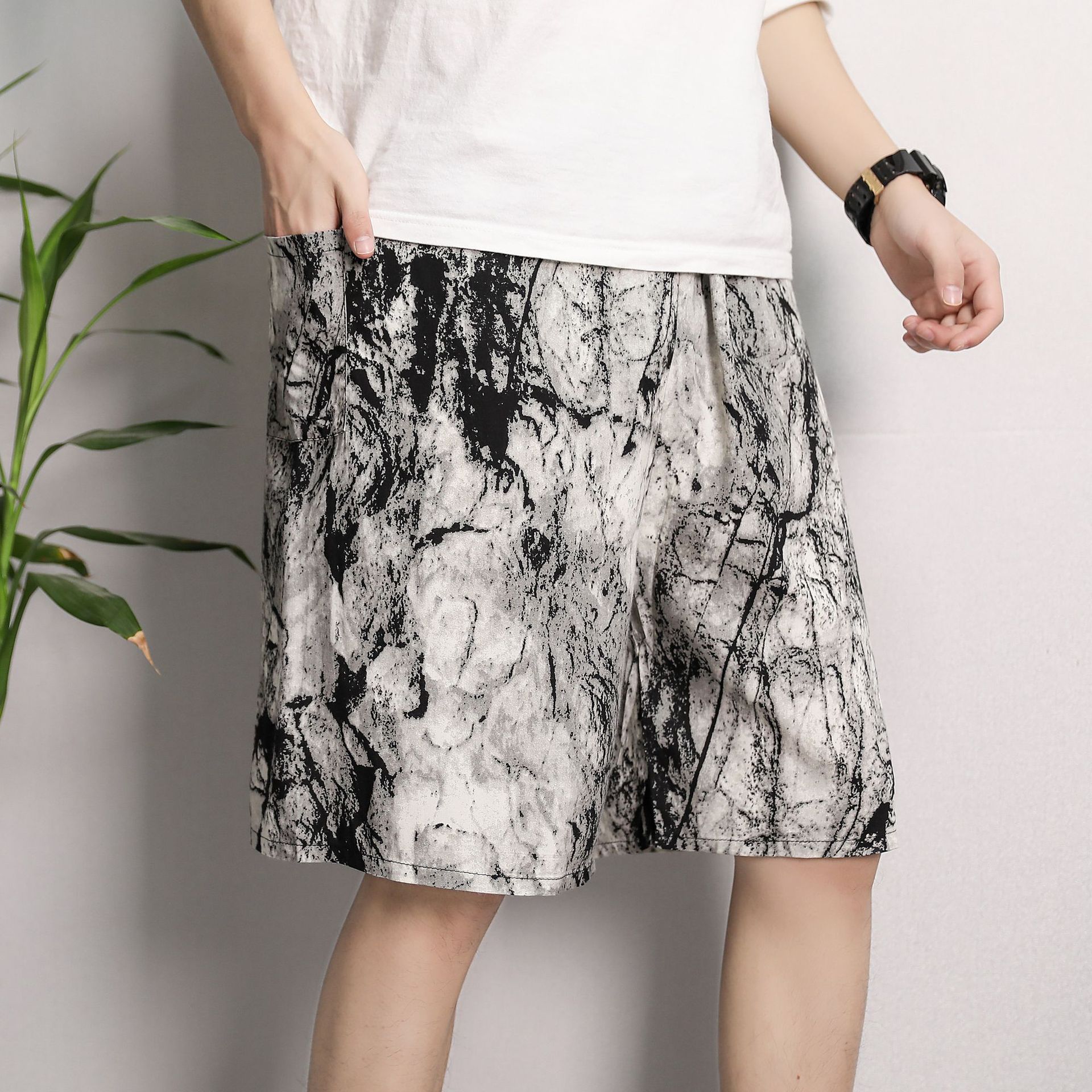 Picture of Cotton Silk Pajama Pants Men's Summer Thin Large Size Loose Shorts Casual Breathable Floral Pants Outer Wear Five-Point Beach Pants