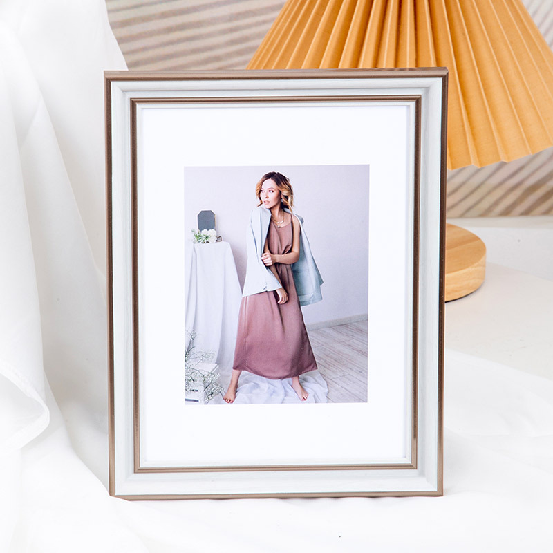 Picture of Scandinavian Creative Photo Frame Table High-End 6inch 7inch Accessible Luxury Desktop Ornaments Photo Wall Decoration Plus Printed Photo Frame