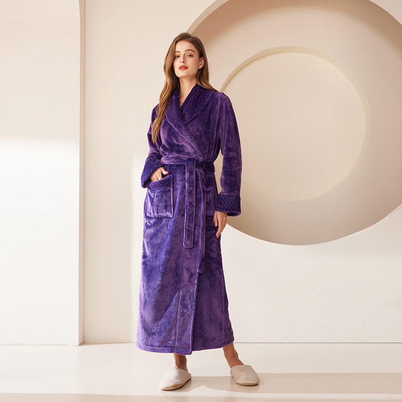 Picture of Splicing Technology Plus Fat Large Size Loose Flannel Couple Nightgown Men and Women Coral Velvet Bathrobe Bathrobe Autumn and Winter