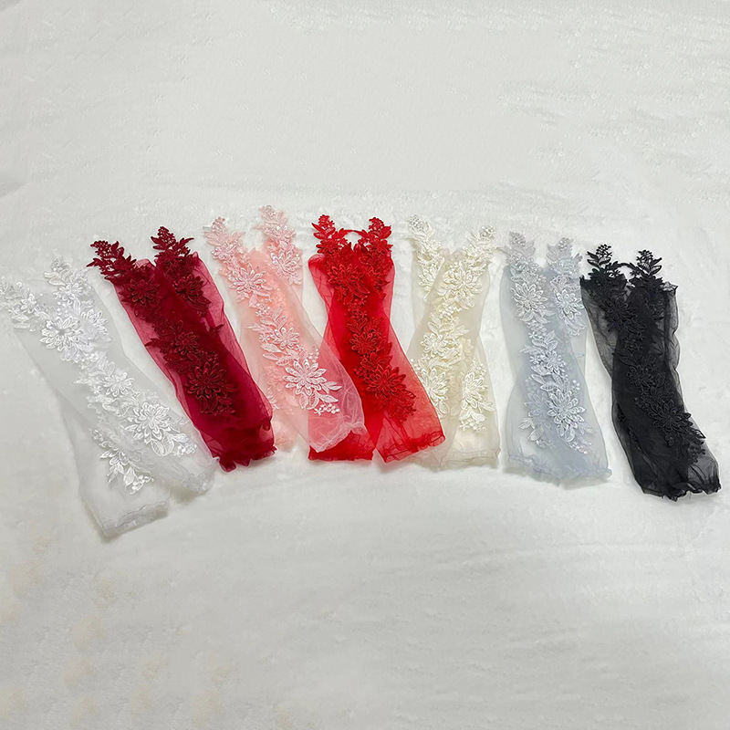 2024 New Lace Wedding Dress Gloves Accessories Lace Sun Protection Gloves Long Exquisite Embroidered Wedding Gloves