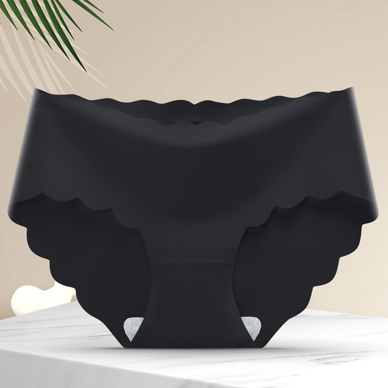 Picture of Explosions ice silk seamless one-piece panties ladies comfortable mid-waist cotton crotch girls' briefs plus size manufacturers