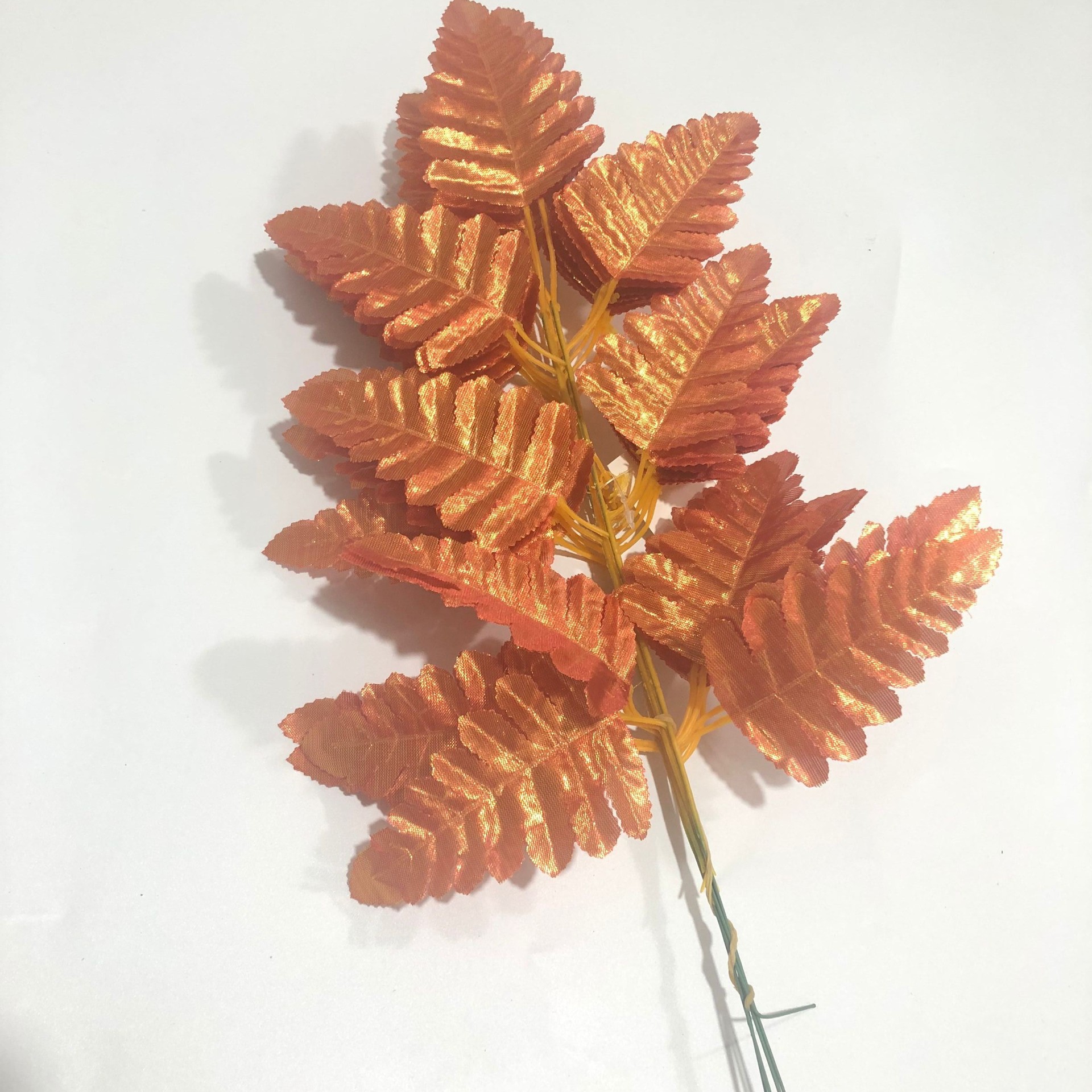 Picture of Simulated Persian Leaves, Artificial 7-Pronged Persian Leaves, Green Plant Flower Arrangement Accessories, Simulated Leaves, Simulated Flower Wedding Decoration