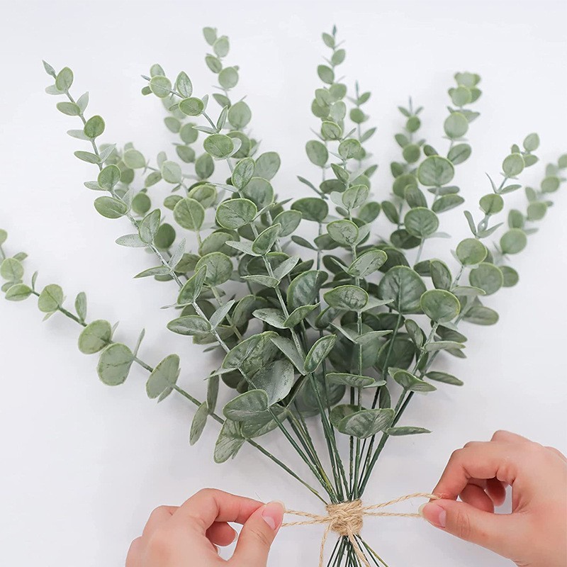 Picture of Amazon Cross-Border Artificial Flower Artificial Eucalyptus Leaf Stem Short Silver Dollar Branch Decorative Leaf Simulated Green Plant Plastic Leaf