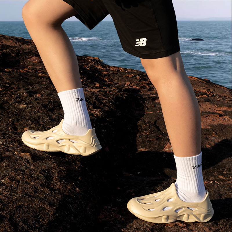 Eva Croc Shoes Men's Outerwear Upstream Shoes Men's Breathable Wading Shoes Men's Outdoor Hiking Beach Shoes Men's Sandals Men's