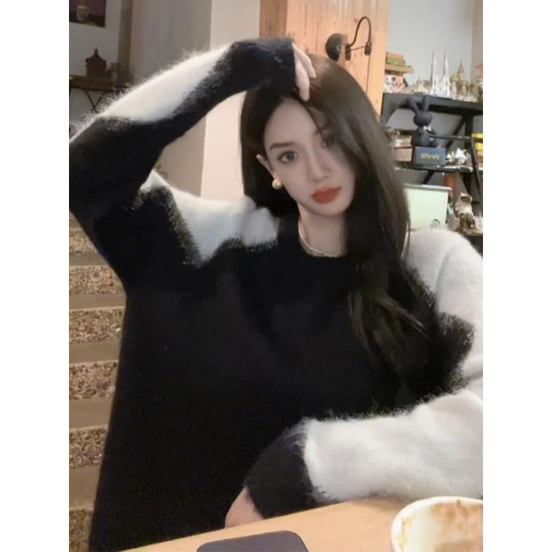 Picture of 2023 new arrival autumn and winter milk series wear gentle lazy style Korean style black and white contrast color sweater women's thick High sense