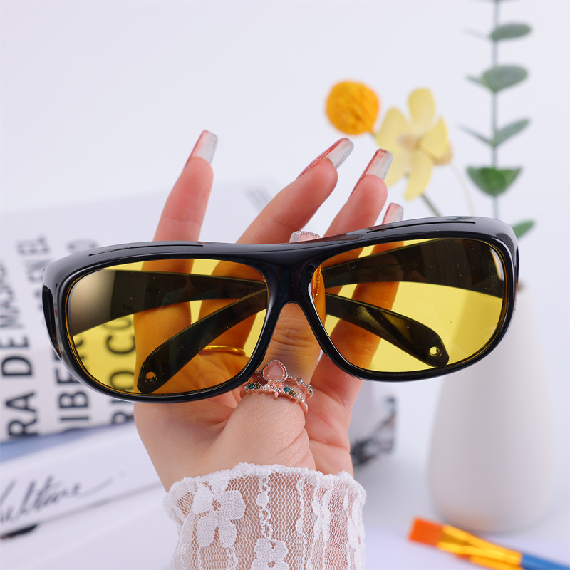 Picture of New Cycling Glasses Tv Sunglasses Windproof and Sandproof Labor Protection Glasses Night Vision Driving Glasses European and American Cross-Border Tv Sunglasses