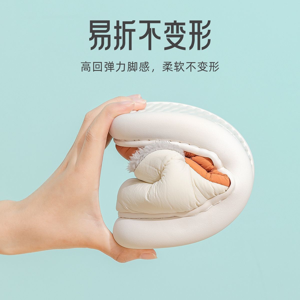 Picture of Waterproof Cotton Slippers Men's Indoor Home 2025 New Couple Non-slip Warm Bag with Down Cloth Cotton Slippers Women's Winter