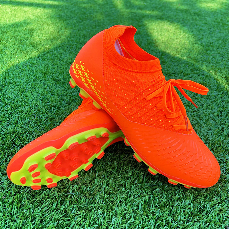 Cross-Border Seamless New Low-Top Football Shoes Competition Long Spikes Tf Broken Spikes Training Shoes Football Men's Style